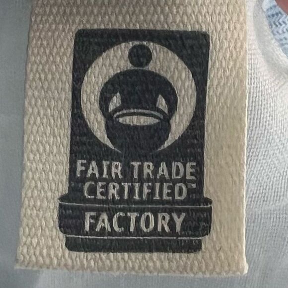 Universal Thread Vintage Straight Light Wash Jeans - Picture 12 of 14